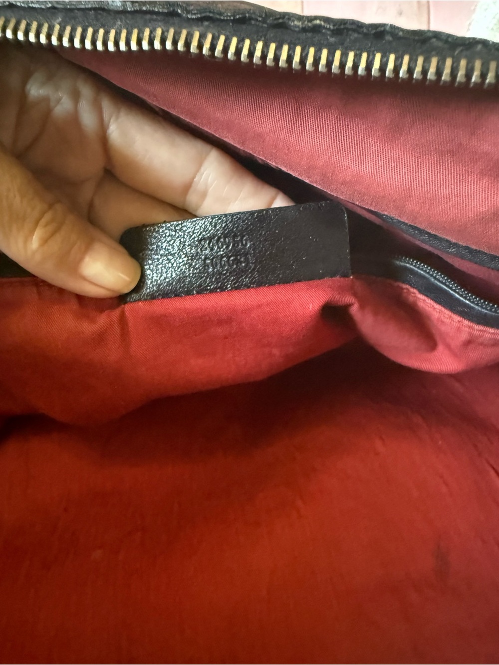 💯Auth! ALEXANDER MCQUEEN Large De Manta Tote in black leather. Silver hardware - Picture 16 of 16
